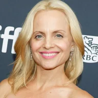 Mena Suvari