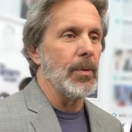 Gary Cole