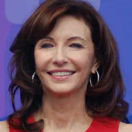 Mary Steenburgen