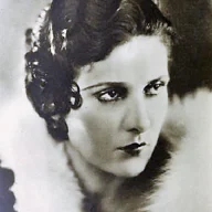 Evelyn Brent