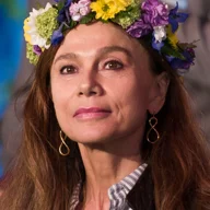 Lena Olin