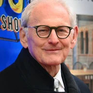 Victor Garber