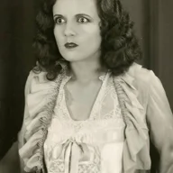 Nora Lane