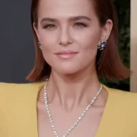 Zoey Deutch
