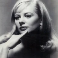 Shirley Knight