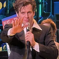 Jonathan Groff