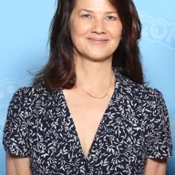 Daphne Zuniga