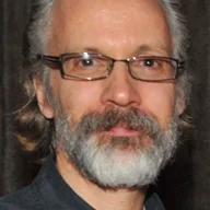 Michael Riley