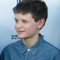 Charlie Tahan