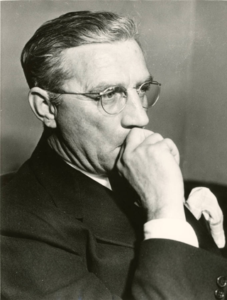 lloyd bacon