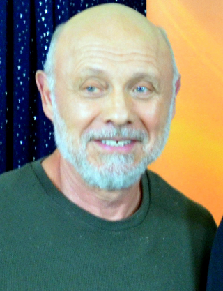 hector elizondo