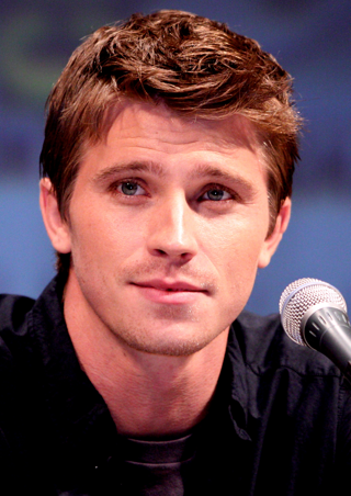 garrett hedlund