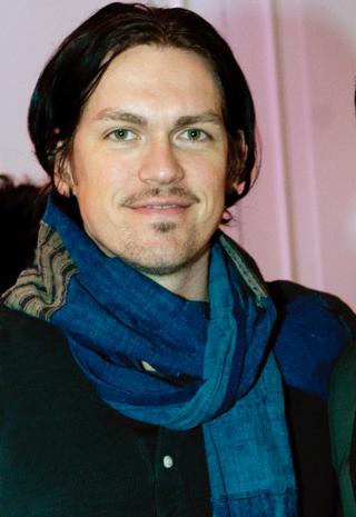 steve howey