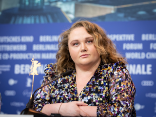 danielle macdonald