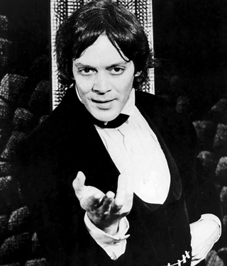 raul julia
