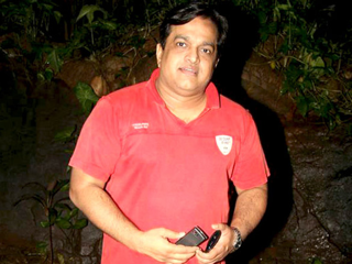 vivek shauq