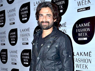 mukul dev