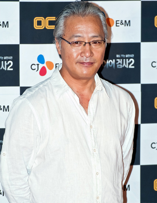 lee kyung-young