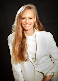 suzy amis