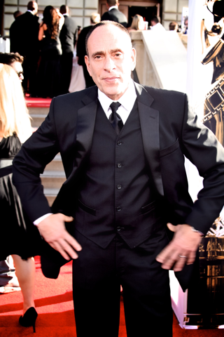 nestor serrano