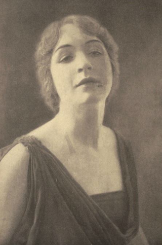 helen mackellar