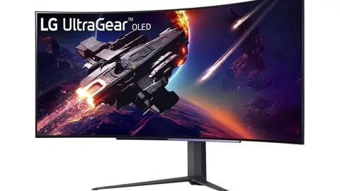 LG Ultragear™ 45GR95QE-B Ecran PC Gaming OLED incurvé 45" -UWQHD (3440x1440), 0.03ms GtG 240Hz, HDR 10, AMD FreeSync Premium, NVIDIA G-Sync