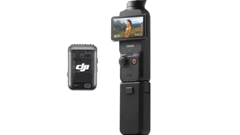 DJI Osmo Pocket 3 Créateur Bundle, CMOS 1'' et Vidéo 4K/120 ips, Stabilisation à 3 axes