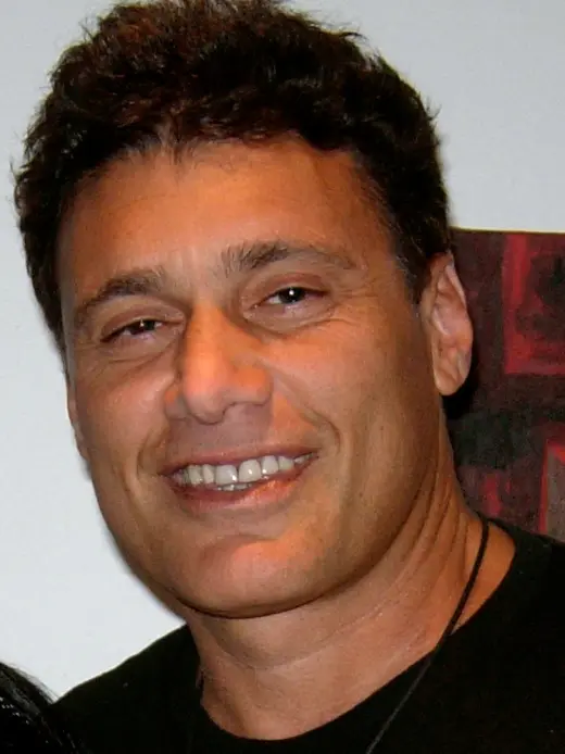 Steven Bauer