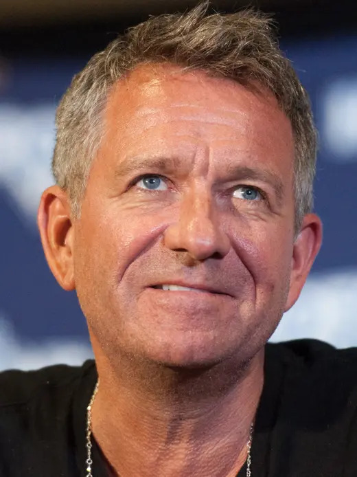 Sean Pertwee
