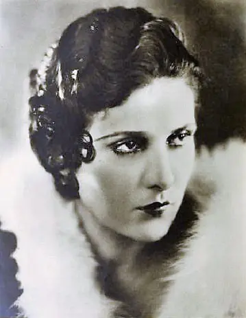 Evelyn Brent