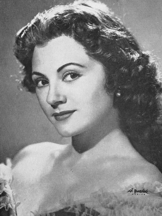 Esther Fernández