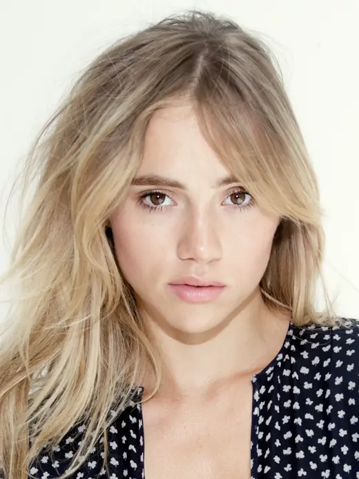 Suki Waterhouse