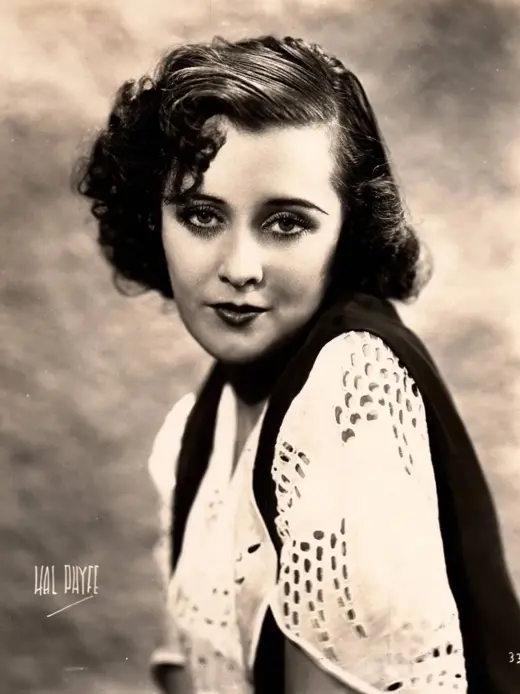 Sally O'Neil