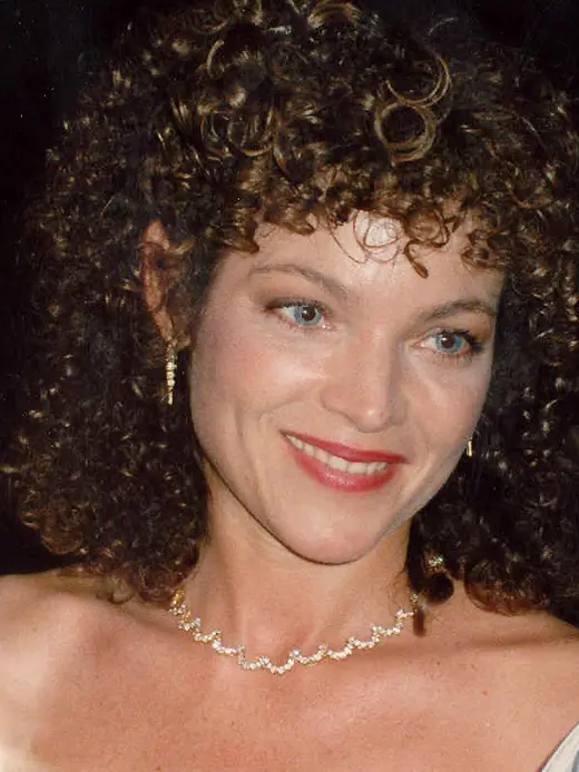 Amy Irving