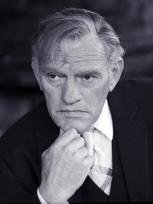 Harry Andrews