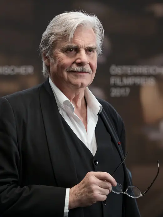 Peter Simonischek