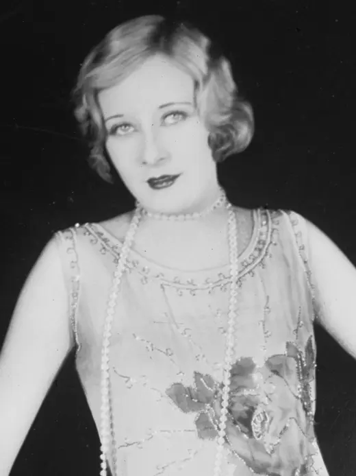 Gwen Lee