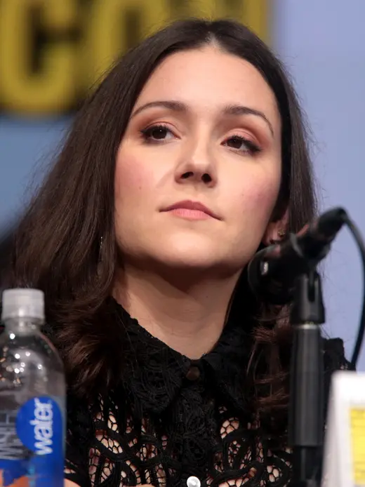 Shannon Woodward