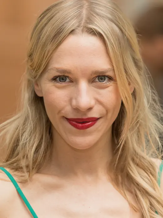 Julia Dietze