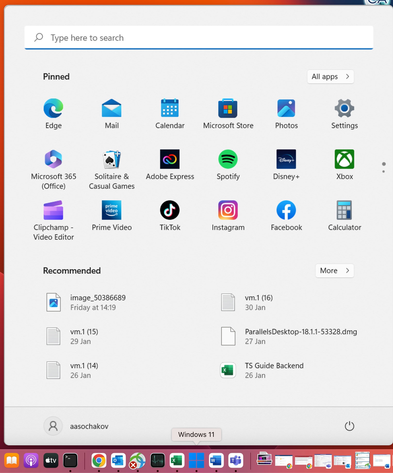 Capture officielle montrant le menu Démarrer Windows sur le bureau macOS en mode Coherence.